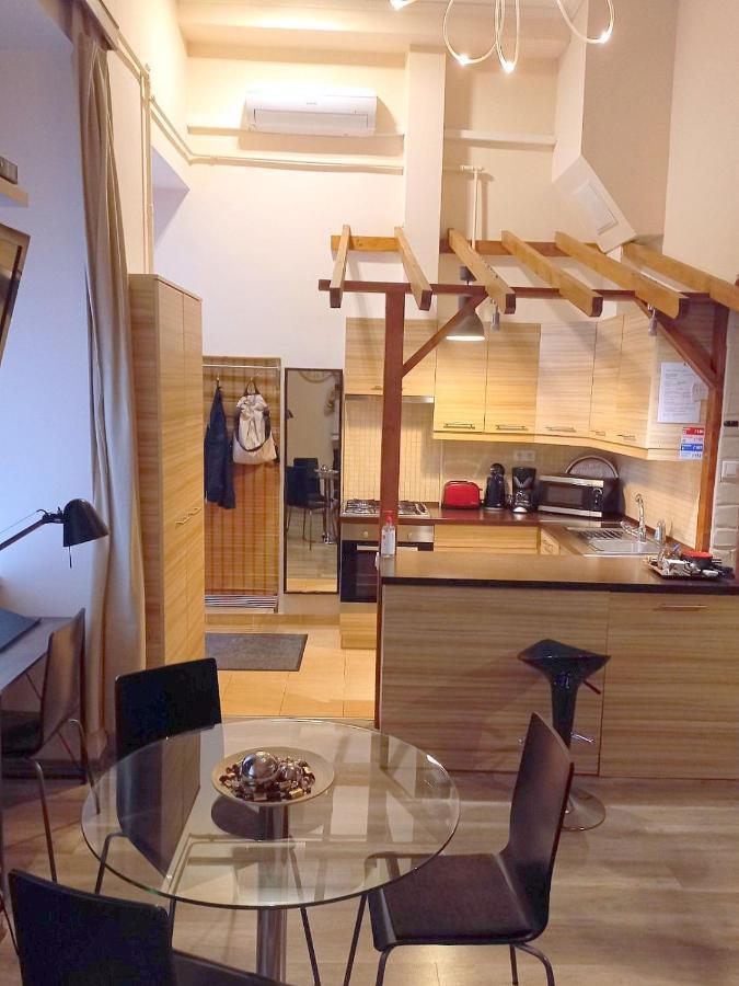 Novak Apartment Будапеща Екстериор снимка