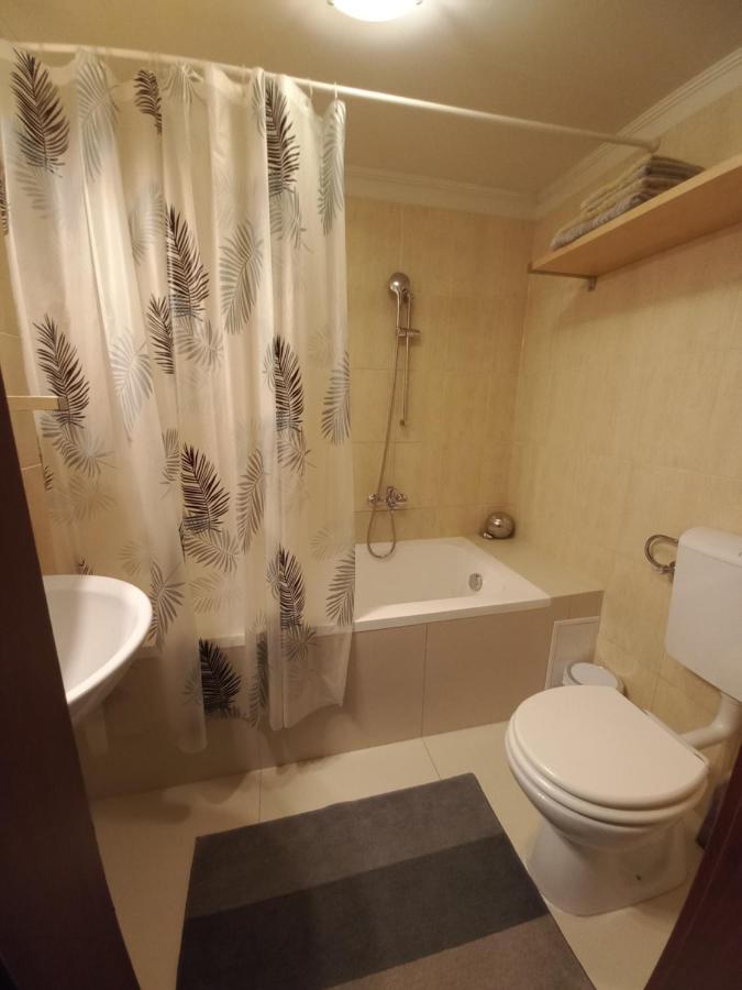 Novak Apartment Будапеща Екстериор снимка