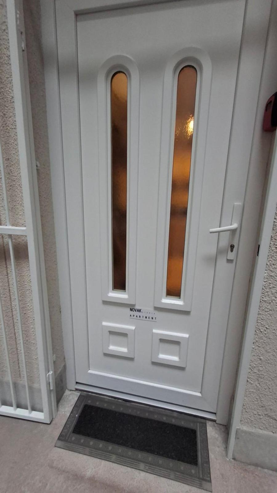 Novak Apartment Будапеща Екстериор снимка