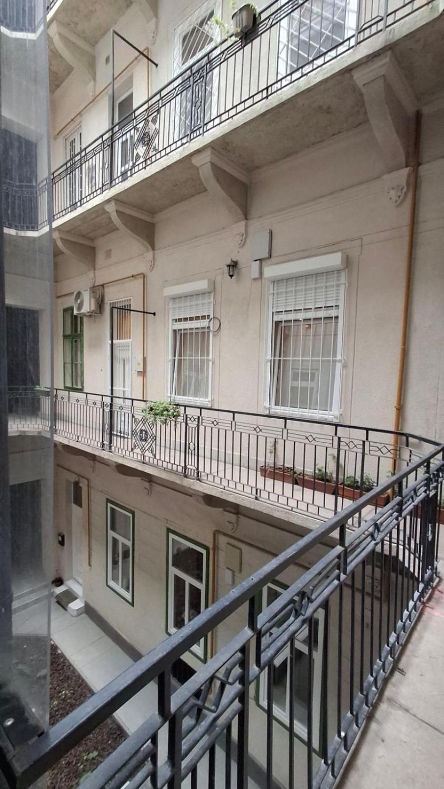Novak Apartment Будапеща Екстериор снимка