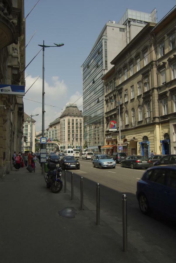 Novak Apartment Будапеща Екстериор снимка